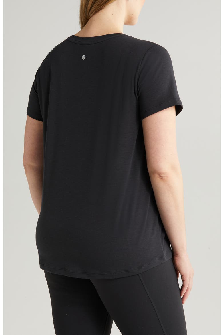 Breathe Active V-Neck Tee, Alternate, color, BLACK
