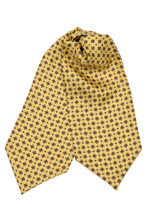 Elizabetta Corbara In Yellow