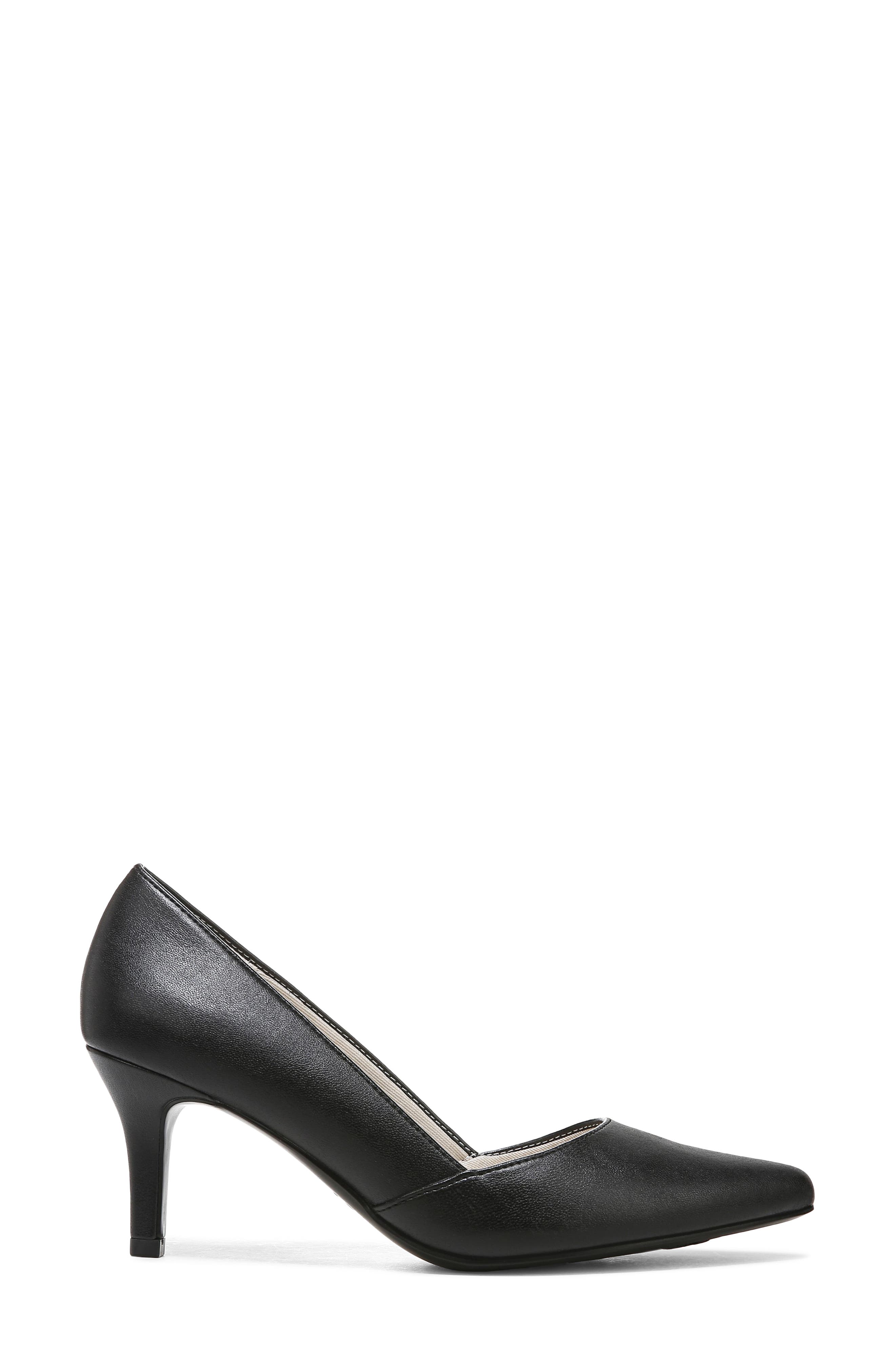 LifeStride Savvy Pointed Toe Pump, Alternate, color, Black