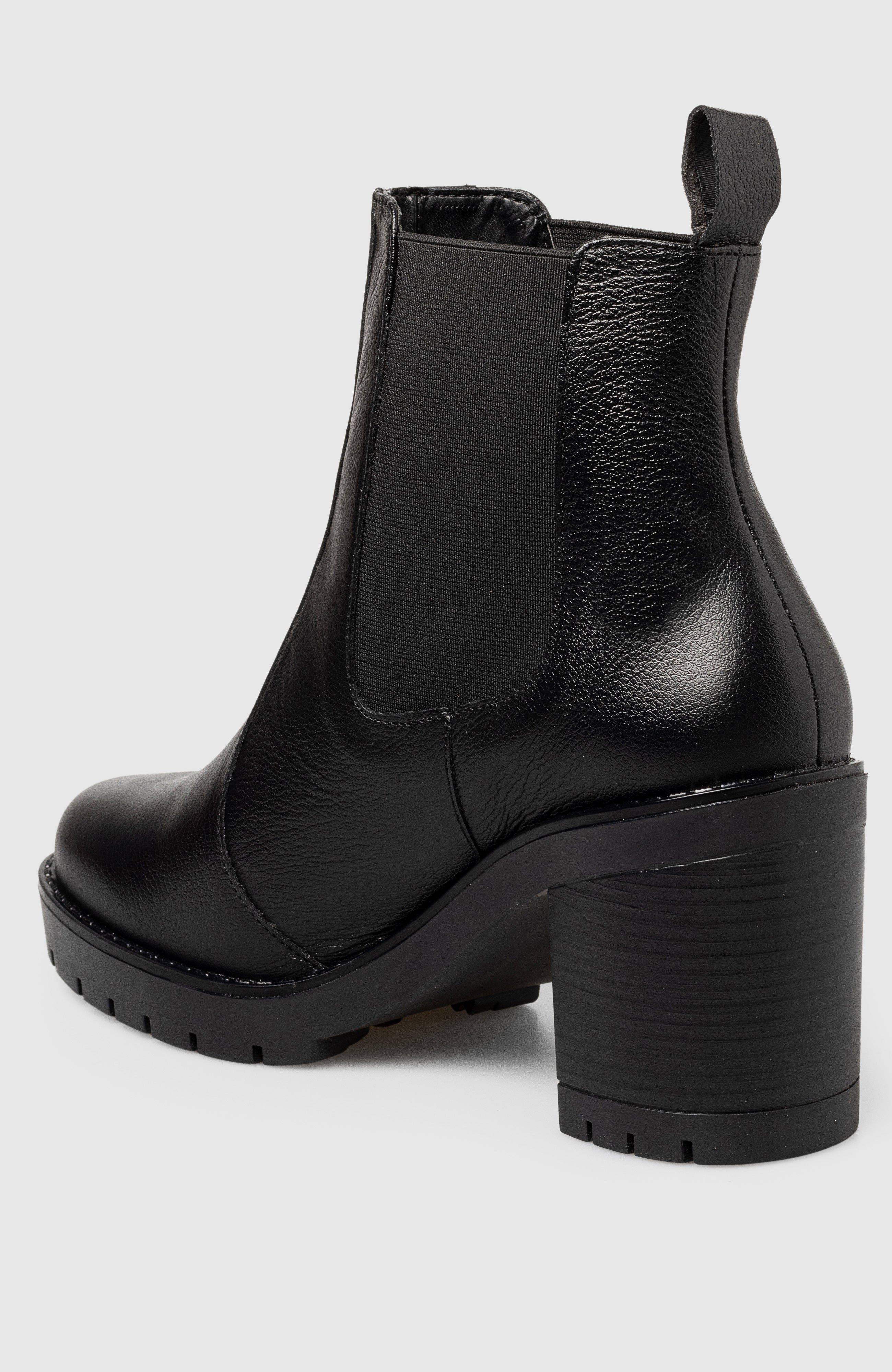 Manela Pera Block Heel Chelsea Bootie, Alternate, color, Black