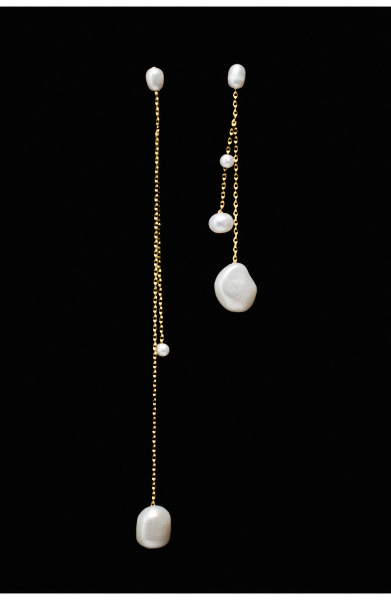 COS Mismatched Chain Freshwater Pearl Earrings, Alternate, color, Pearl / Gold