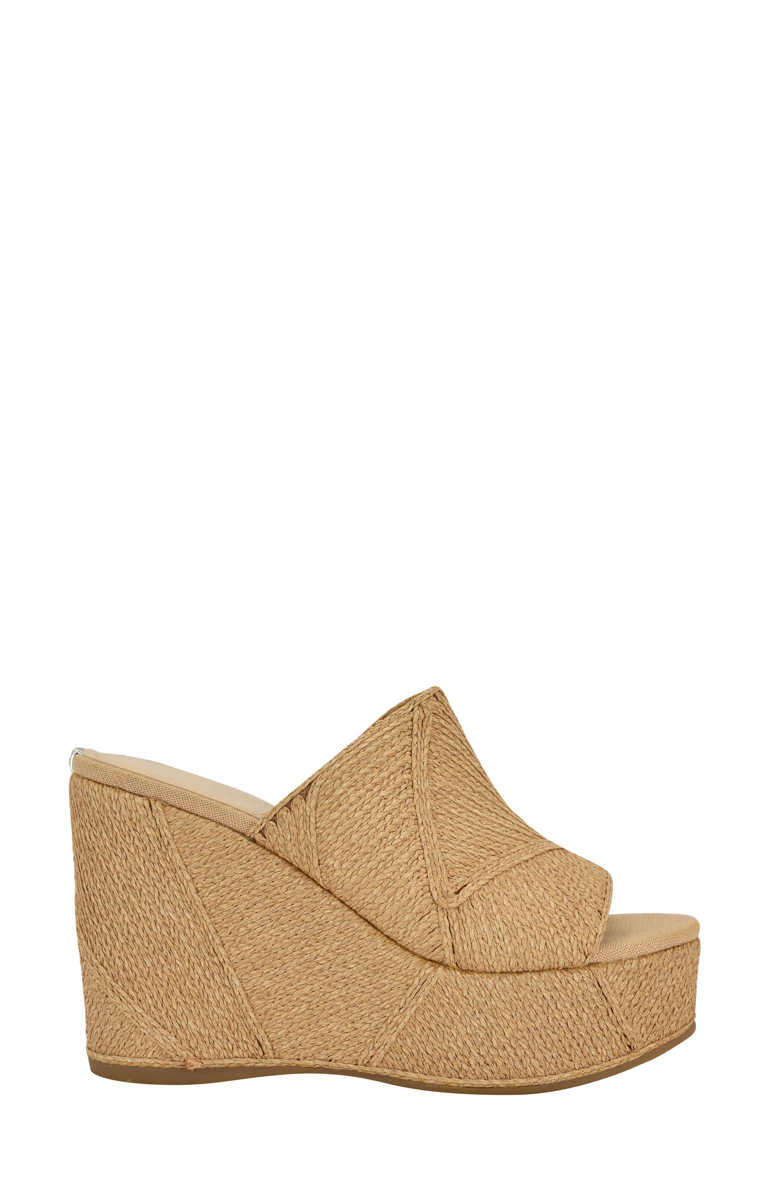 GUESS Evenz Platform Wedge Sandal, Alternate, color, Light Natural 110
