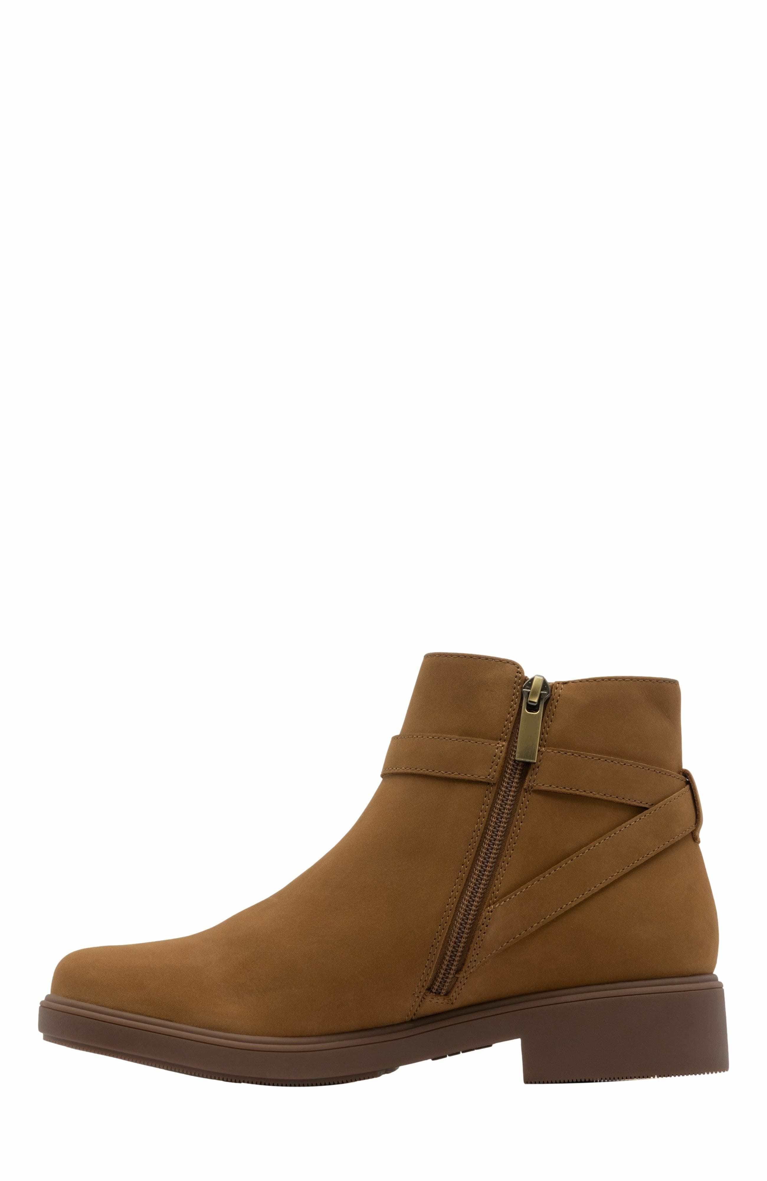 Compass Buckle Boot, Alternate, color, Tan Nubuck - Regular