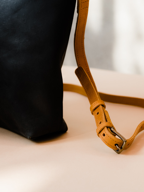 Able Abera Commuter In Black/cognac