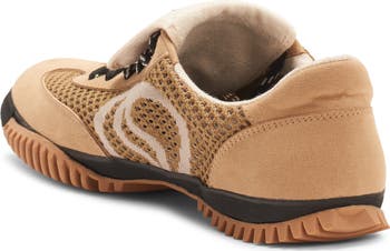 S Wave Sneaker