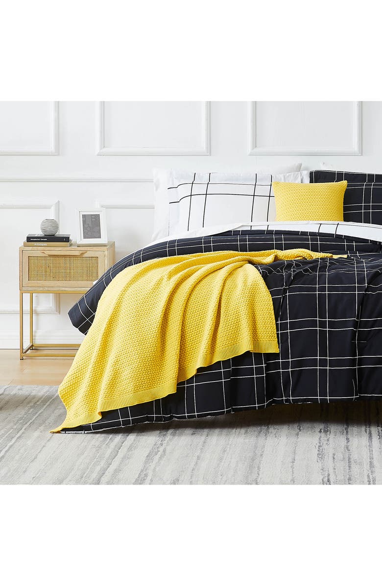 SOUTHSHORE FINE LINENS Urban Grid 5-Piece Bedding Set, Alternate, color, Black