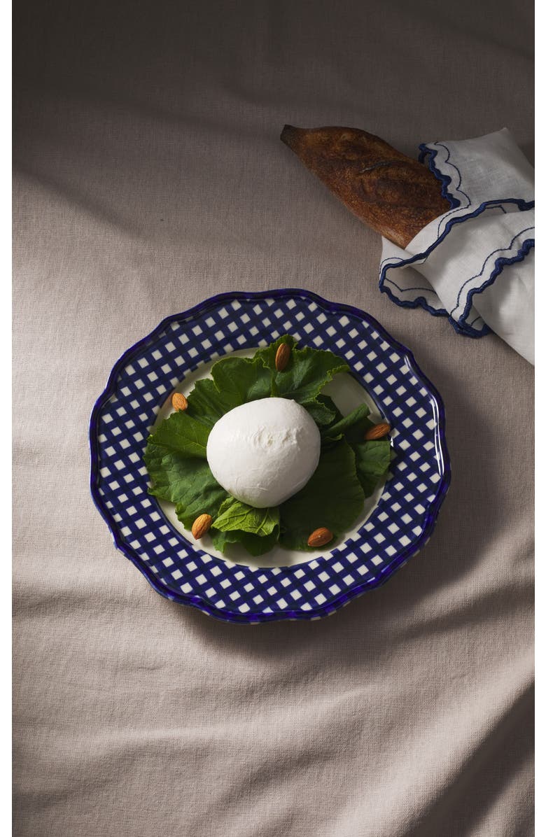 Maison Madison Home Beatrix 10.5'' Dinner Plate Set of 4, Alternate, color, Blue/Cream