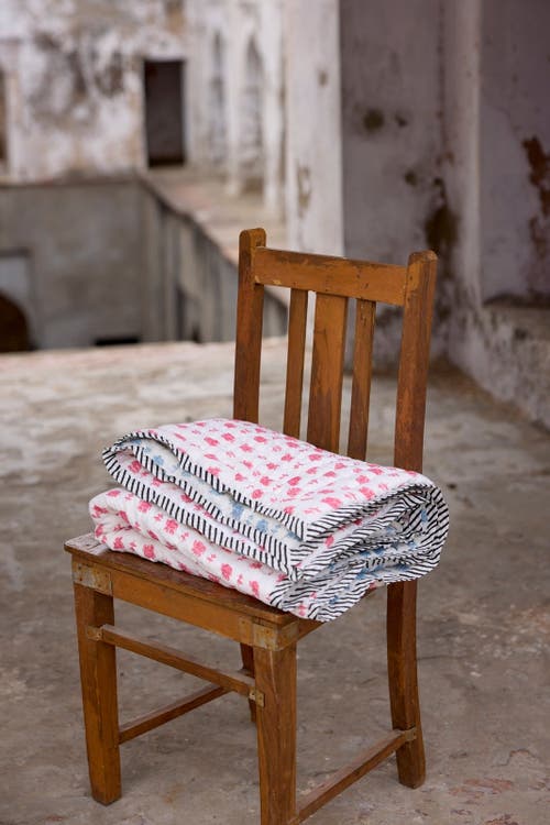 Cqc La Pink Elephant Baby Quilt