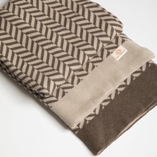 Pink Lemonade Zima Organic Cotton Throw Blanket in Dark Brown 