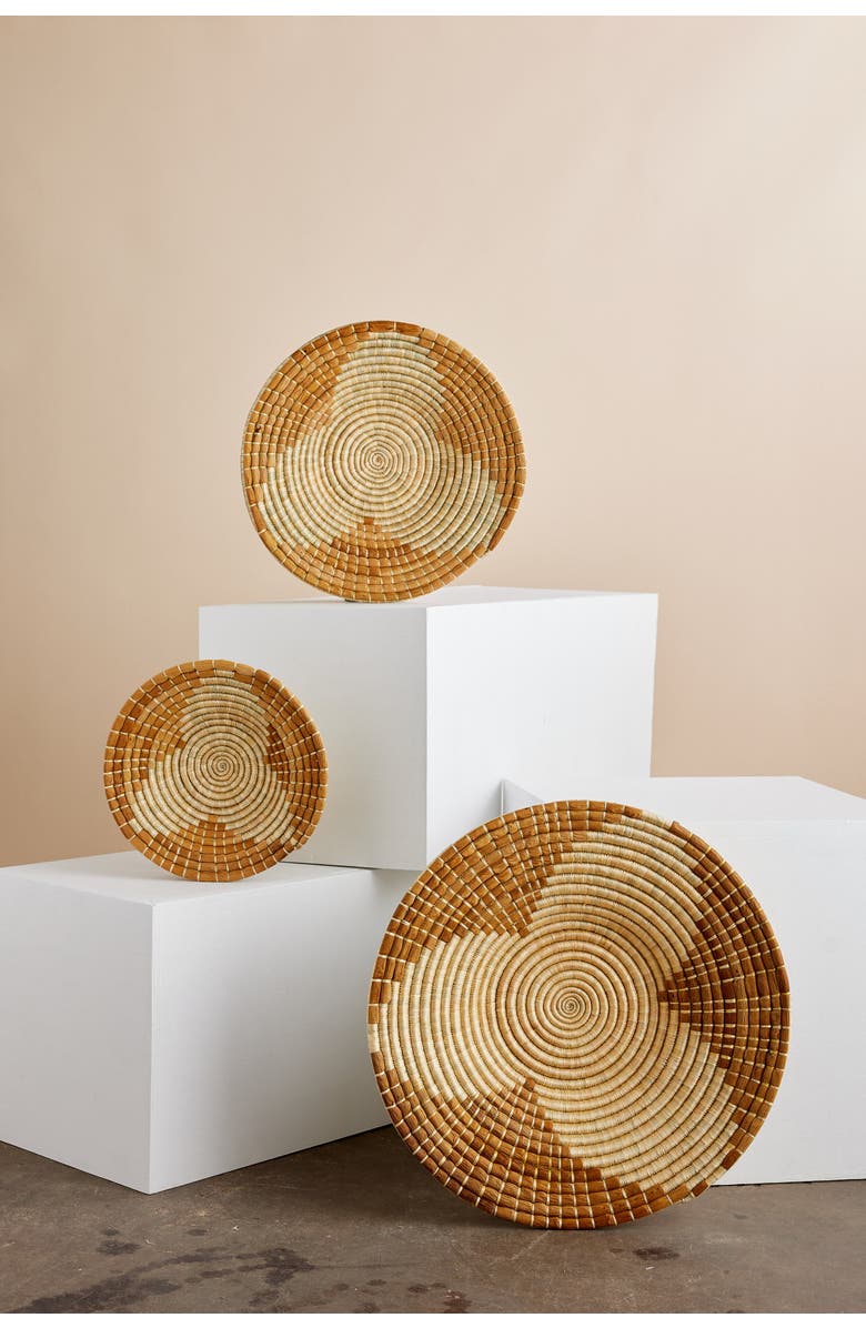 kanju Interiors Maua Banana Bark Wall Basket, Main, color, Natural