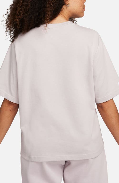 Nike Classics Cotton Boxy Graphic T-shirt