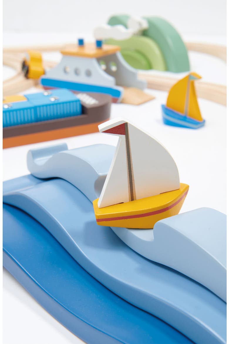 Mountain View Train Set, Alternate, color, MULTI