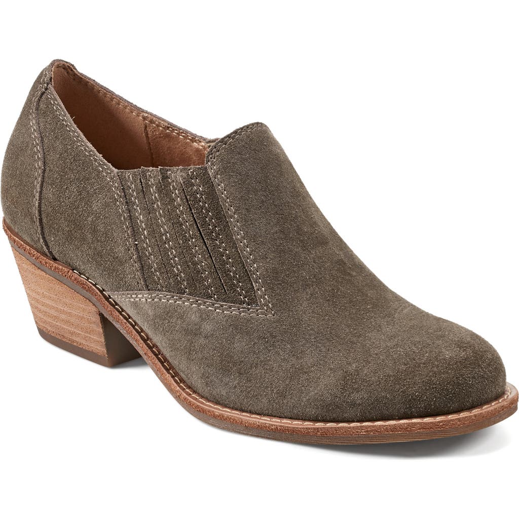 Earth® Jalin Pump in Green