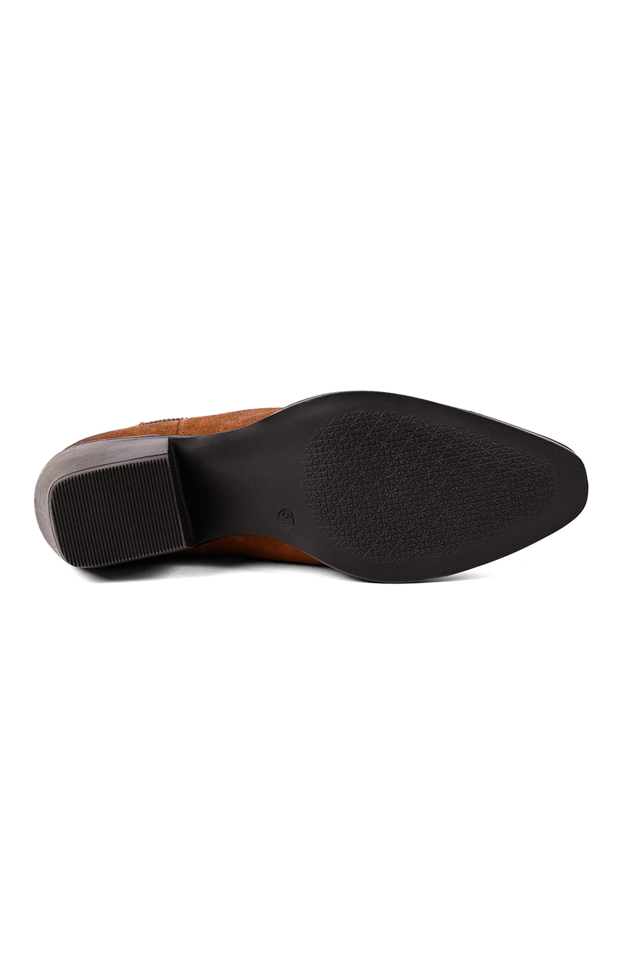 Dialogue Chelsea Boot, Alternate, color, Pecan Suede