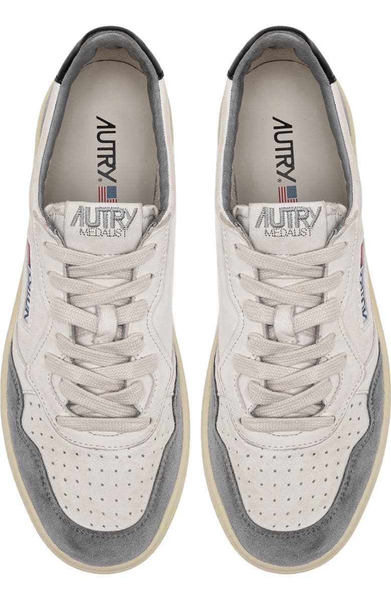 AUTRY Medalist Low Sneaker, Alternate, color,