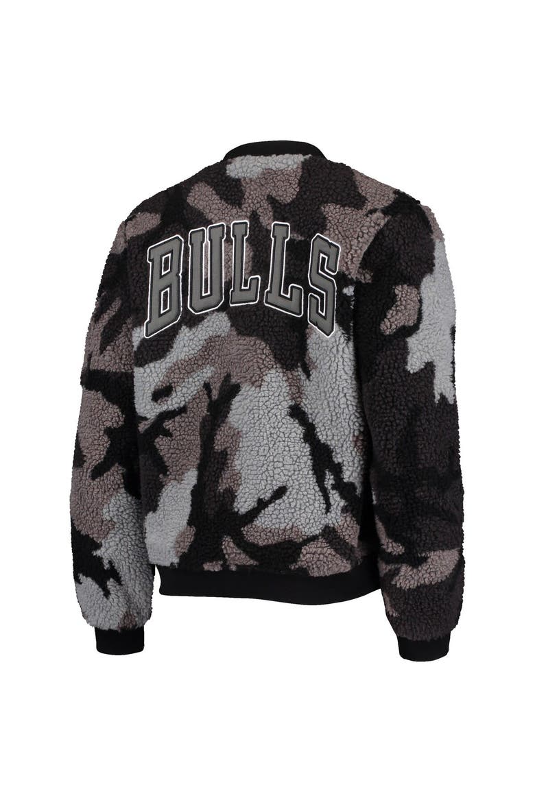 Women's The Wild Collective Black Chicago Bulls Camo Sherpa Full-Zip Bomber Jacket, Alternate, color, Black