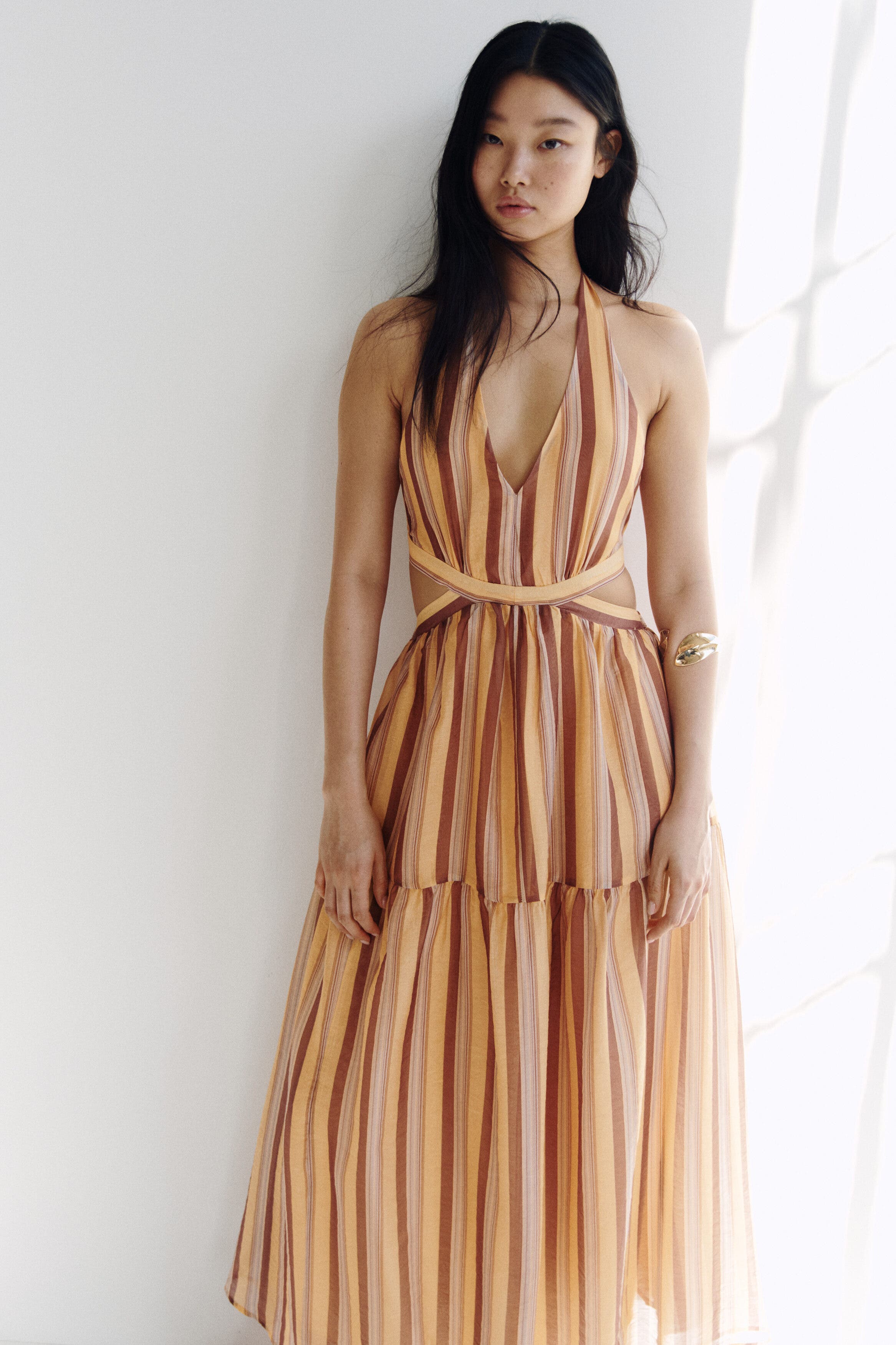 Cutout halterneck dress - image 2