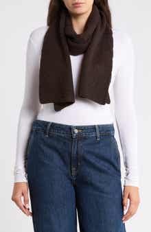 Scallop Hem Knit Scarf