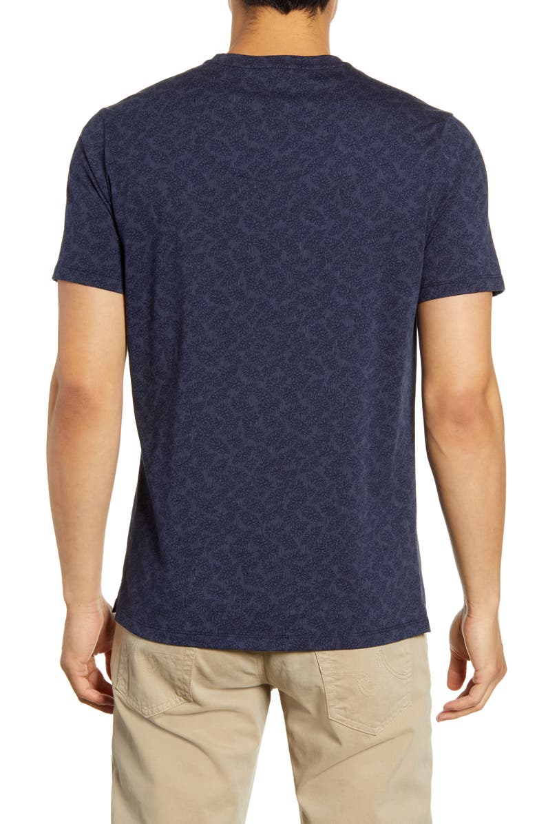 Robert Barakett North Hatley Leaf Print V-Neck T-Shirt, Alternate, color, 