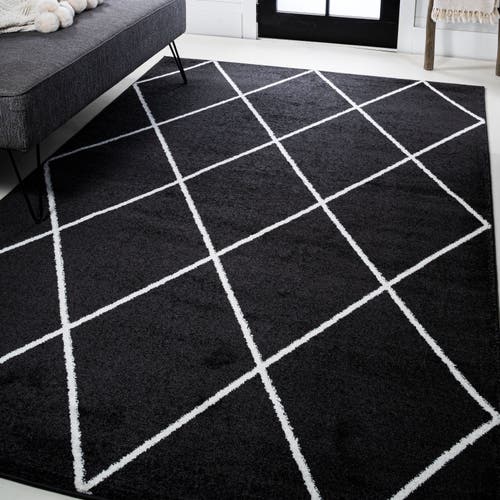 Jonathan Y Cole Minimalist Diamond Trellis Area Rug In Black/white