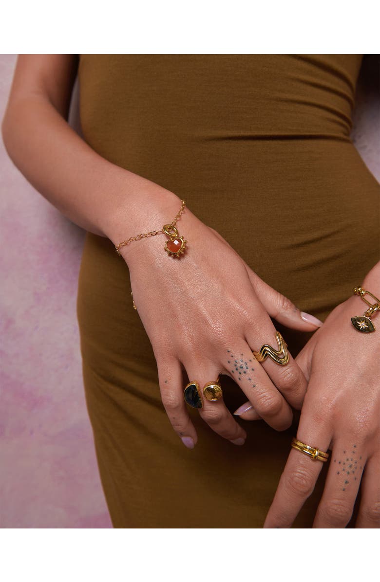 Ottoman Hands Onyx Heart Charm, Alternate, color, Gold