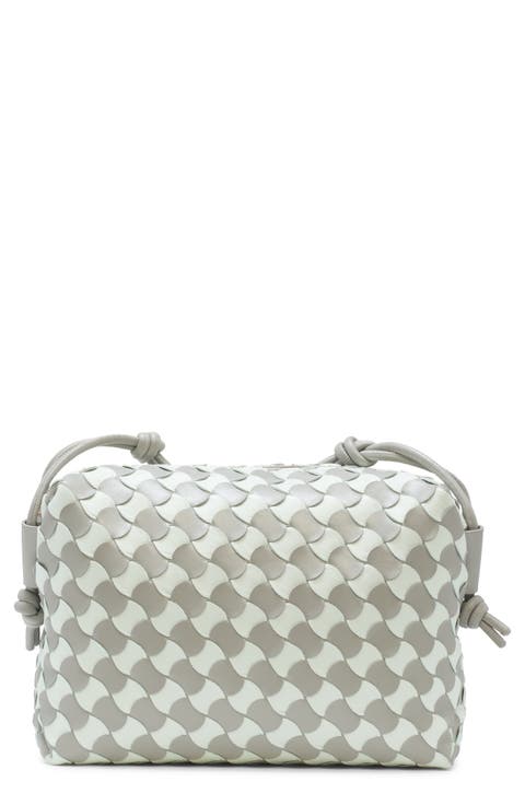 BOTTEGA VENETA ボッテガヴェネタ 斜め掛けショルダーバッグ