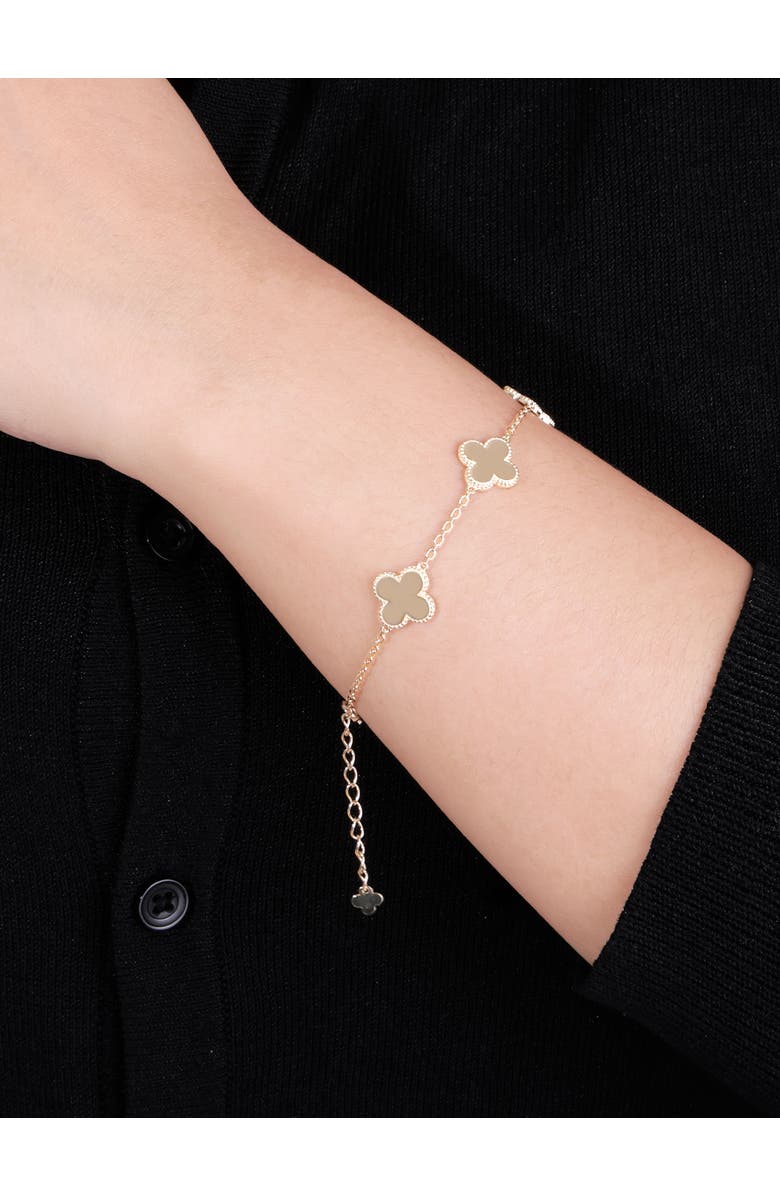 DEVATA Clover Chain Bracelet in 14K Gold, 11mm, Alternate, color, Yellow Gold