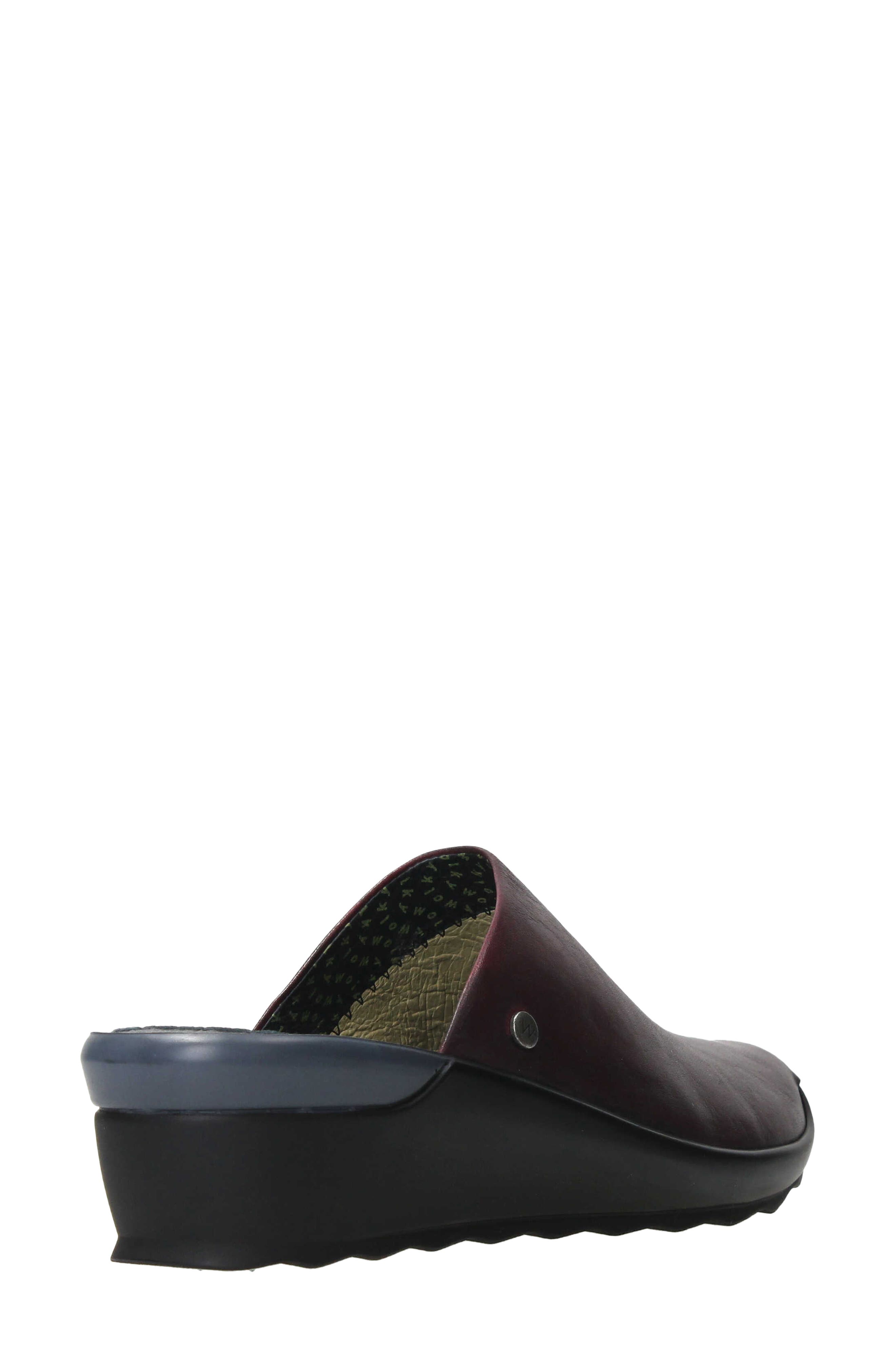 Go Wedge Clog, Alternate, color, BORDO