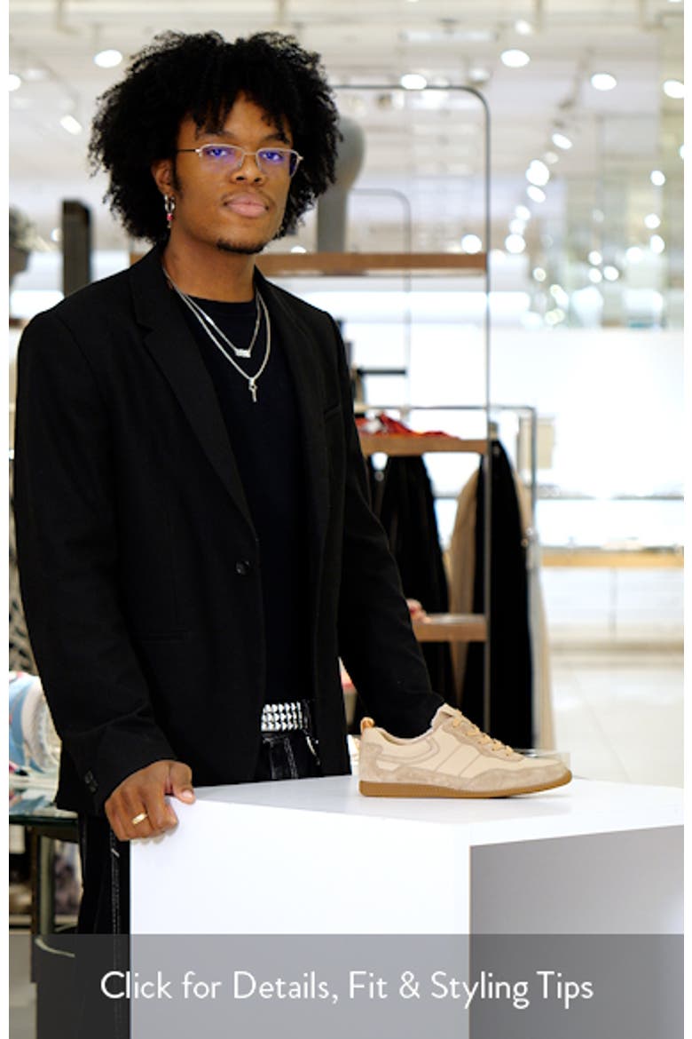 Chantel Sneaker video