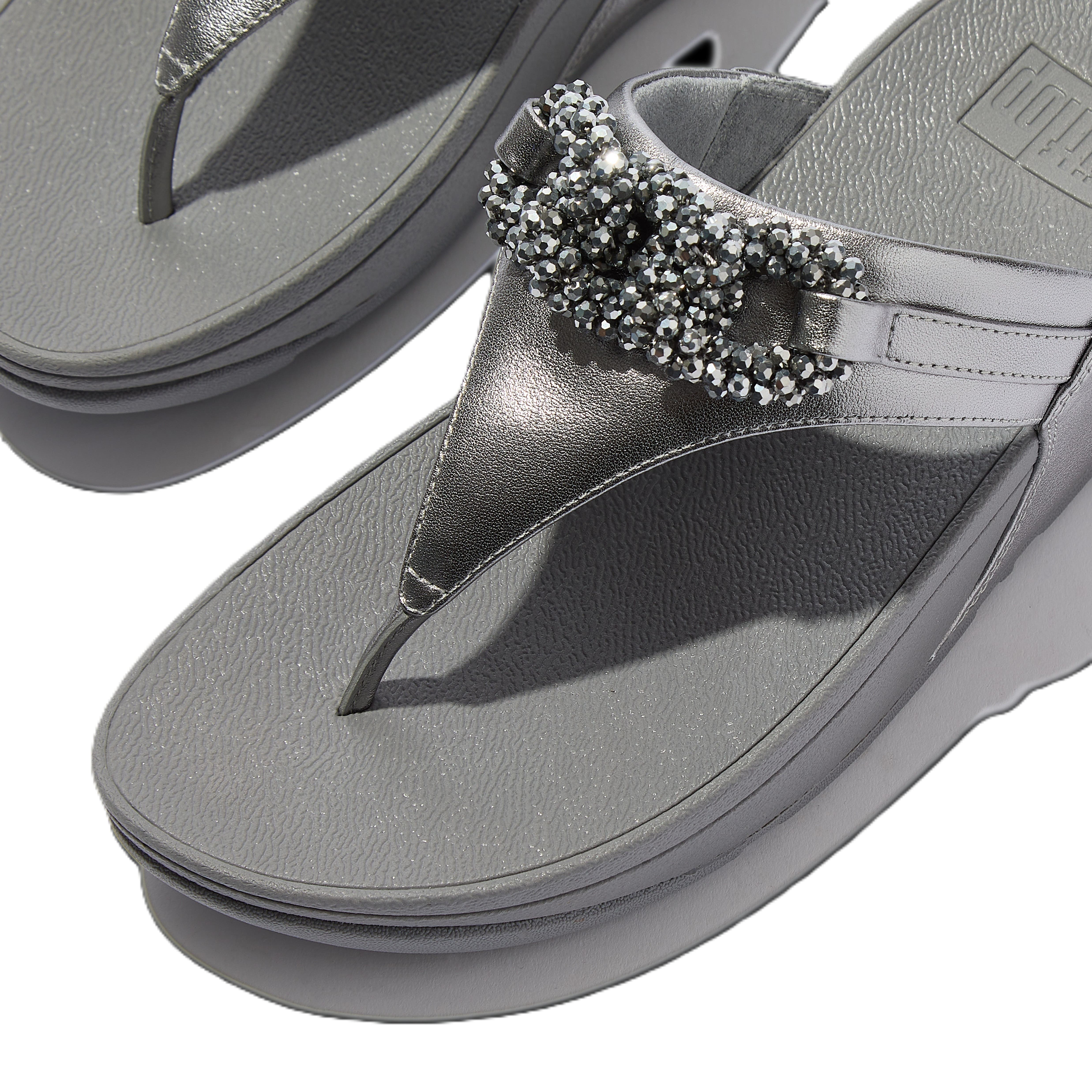 FitFlop Lulu Beaded Chain Toe Post Sandals, Alternate, color, Silvereen