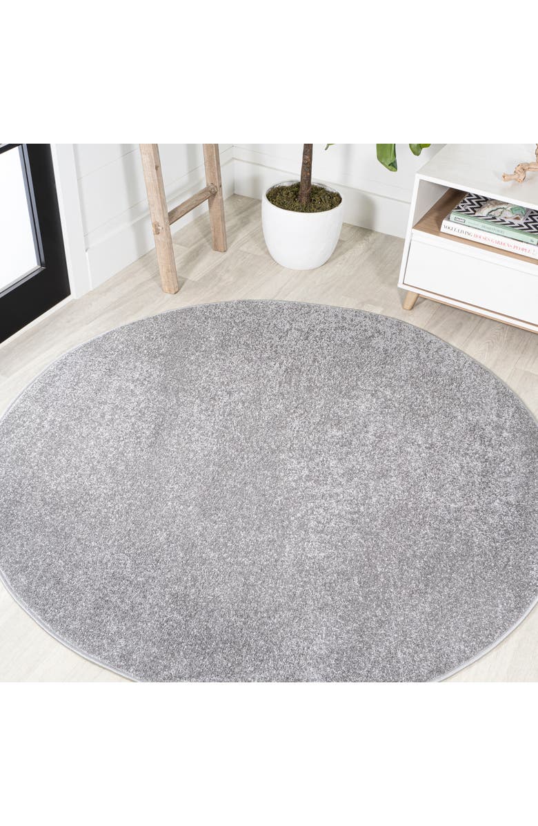 JONATHAN Y Haze Solid Low-Pile Round Area Rug, Main, color, Charcoal/Gray