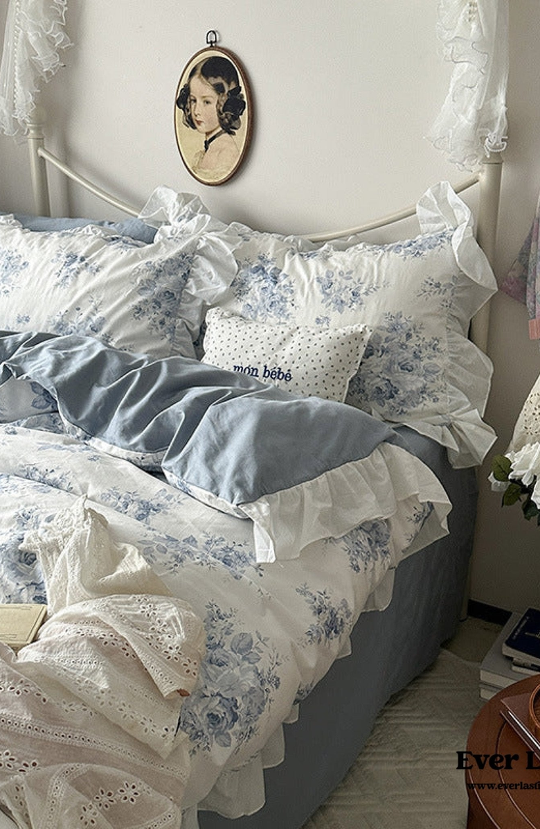 Ever Lasting French Ruffle Floral Bedding Set, Alternate, color, Blue Floral / Flat