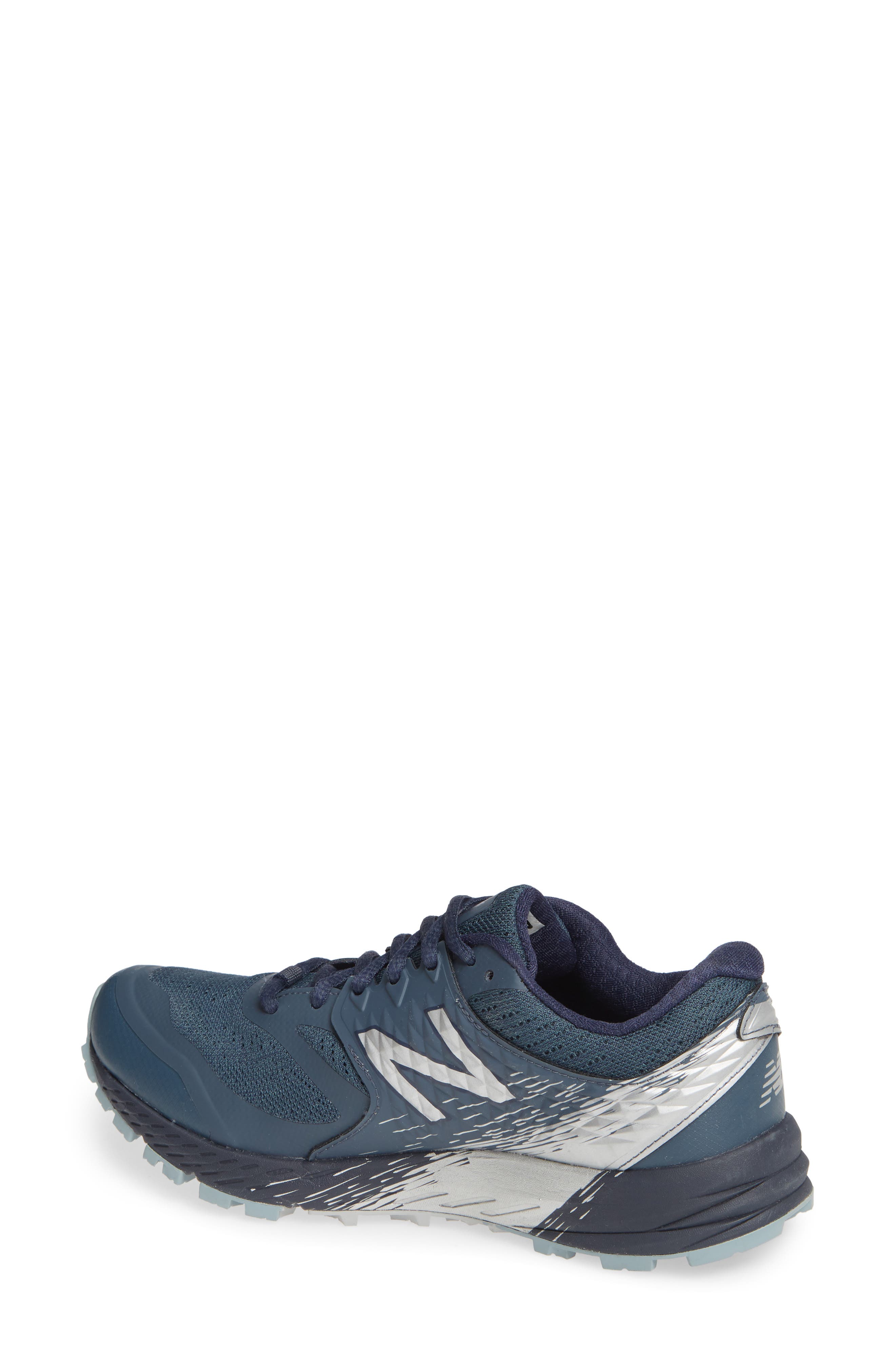 New Balance Summit Q.O.M. Gore-Tex<sup>®</sup> Waterproof Trail Running Shoe, Alternate, color, 