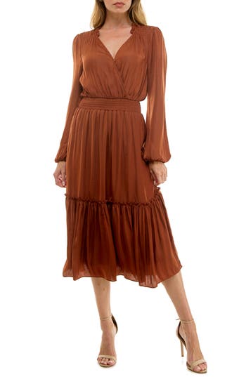 Socialite Long Sleeve Tiered Midi Dress In Brown