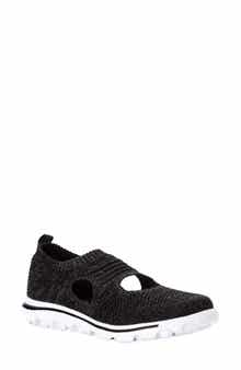 Propét TravelActiv Avid Slip-On Sneaker