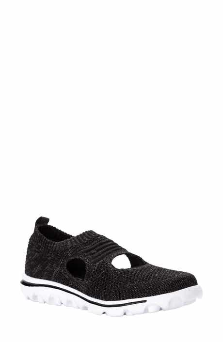 Propét TravelActiv Avid Slip-On Sneaker