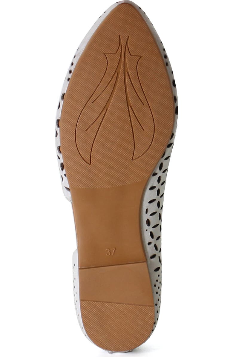 Diba True PAPY RUSS Leather D
Orsay Slip On Flat, Alternate, color, Off White