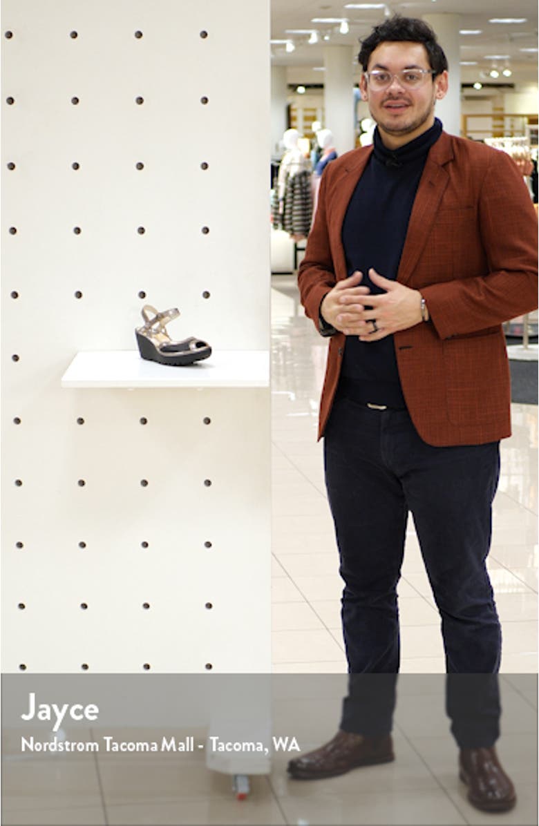 Yans Wedge Sandal, sales video thumbnail