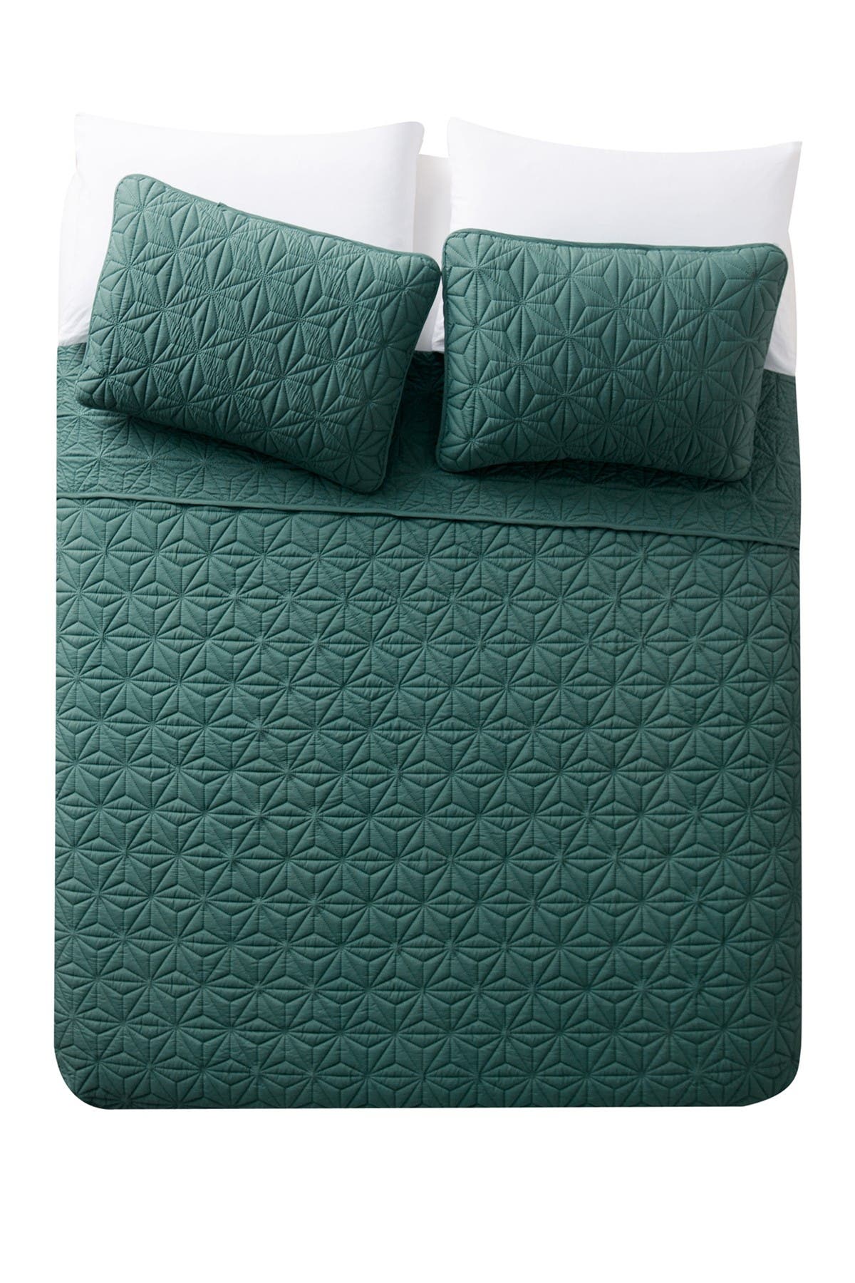 VCNY HOME Kaleidoscope Embossed Geometric Quilt 3-Piece Set