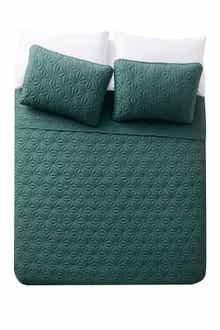 VCNY HOME Kaleidoscope Embossed Geometric Quilt 3-Piece Set