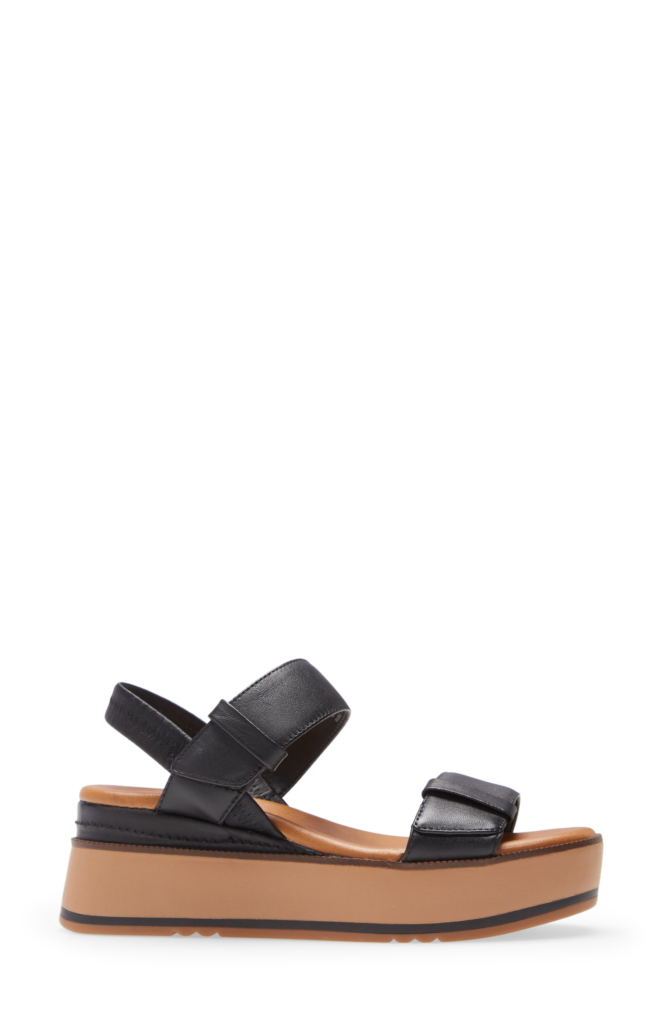 Caslon<sup>®</sup> Briana Platform Sandal, Alternate, color, 