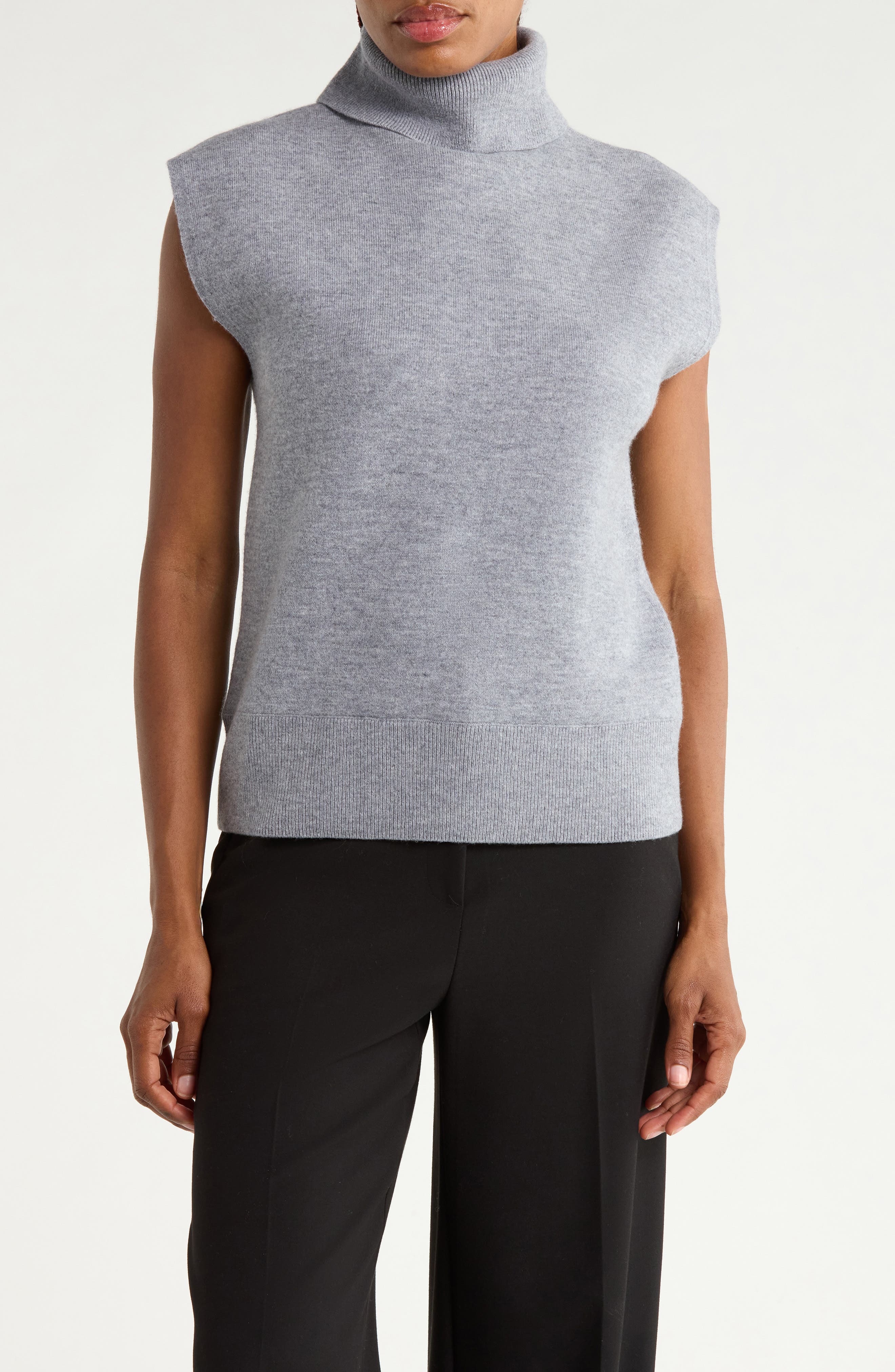Contro Turtleneck Sweater Vest