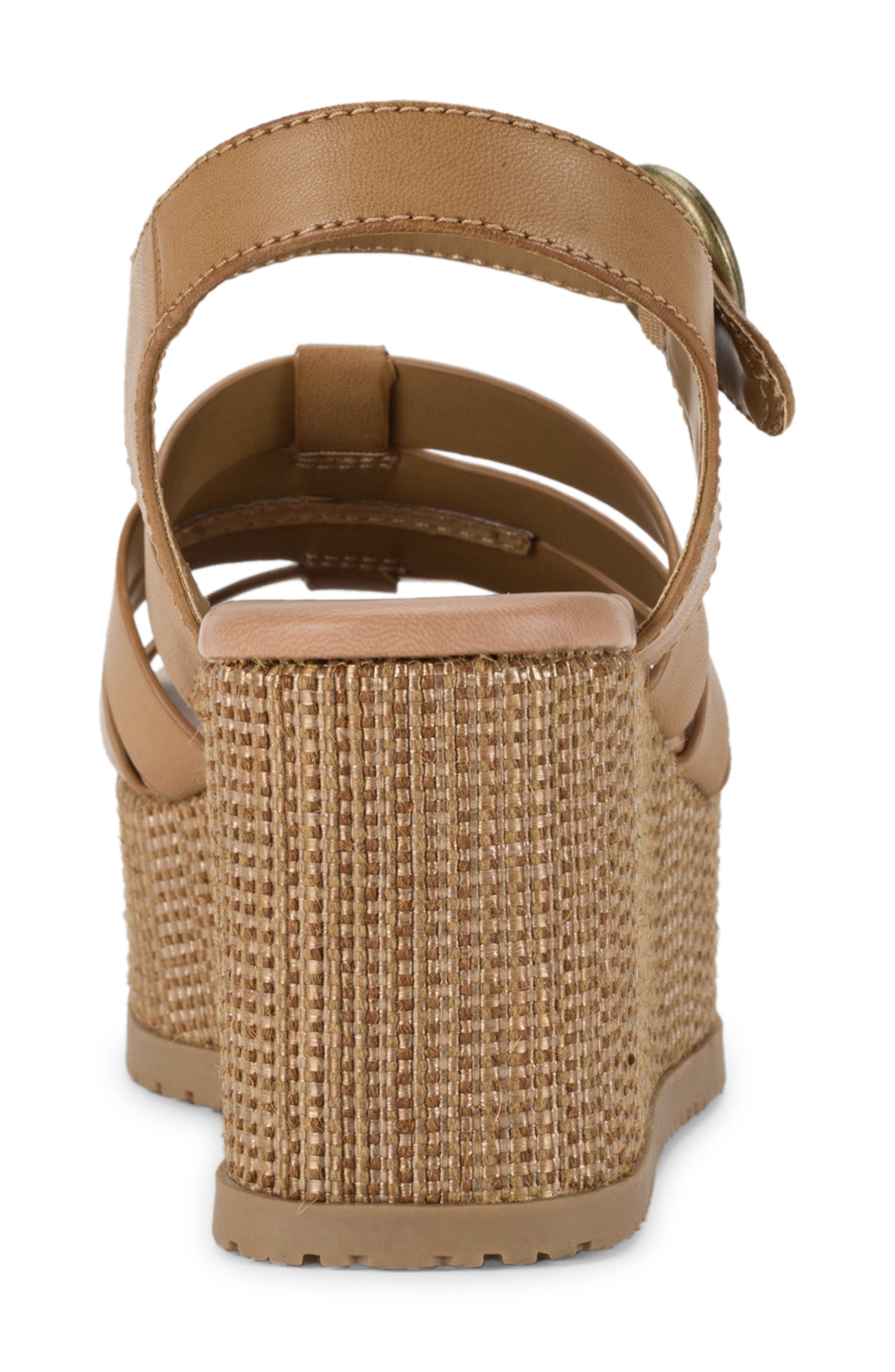 BARETRAPS Savannah Wedge Sandal, Alternate, color, Caramel