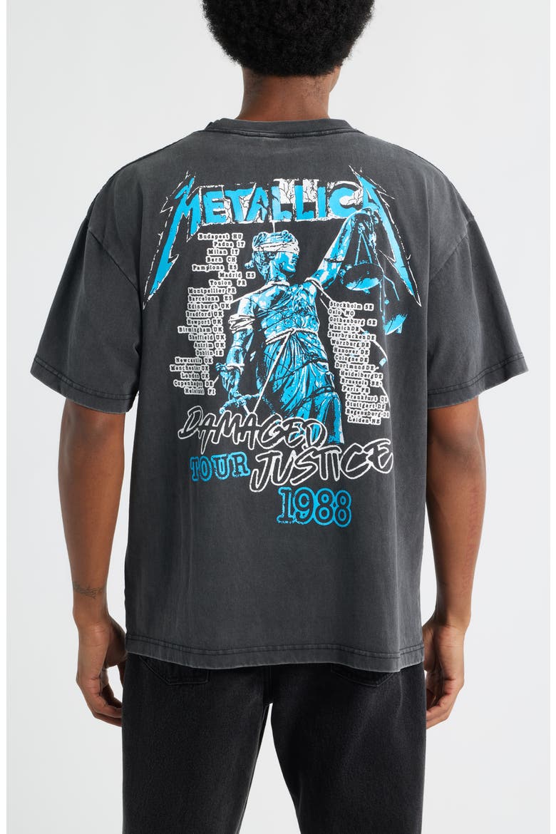 Metallica Live 1988 Damaged Justice Tour Graphic T-Shirt (Men