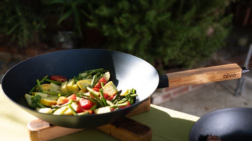 Alva Forest 4-piece Carbon Steel Frying Pan Cookware Set In Black