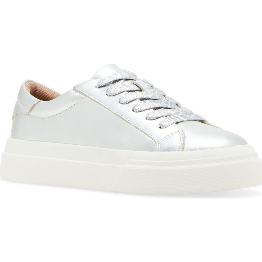 Blondo Venna Waterproof Sneaker