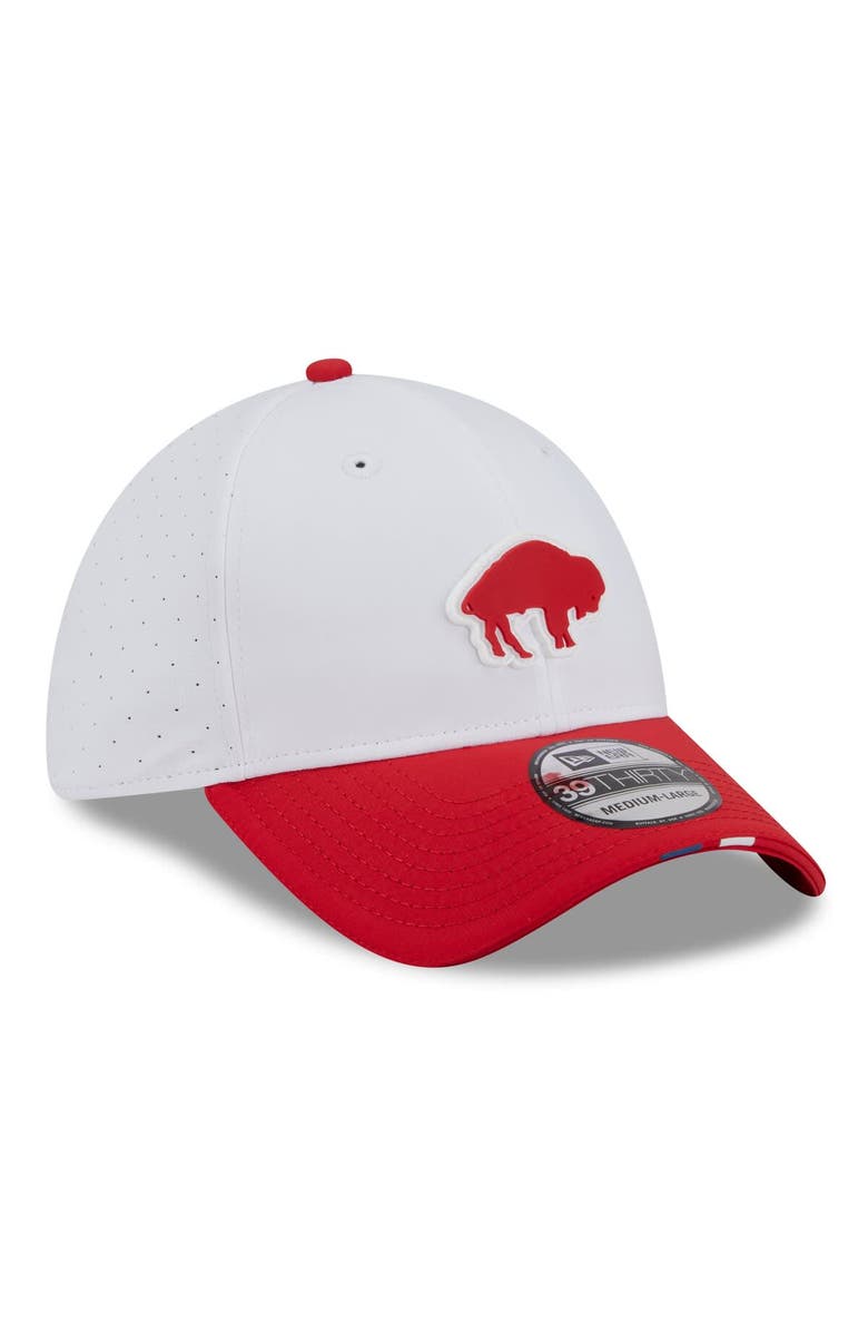 New Era Men's New Era White/Red Buffalo Bills 2025 NFL Training Camp Throwback Logo 39THIRTY Flex Hat, Alternate, color, White