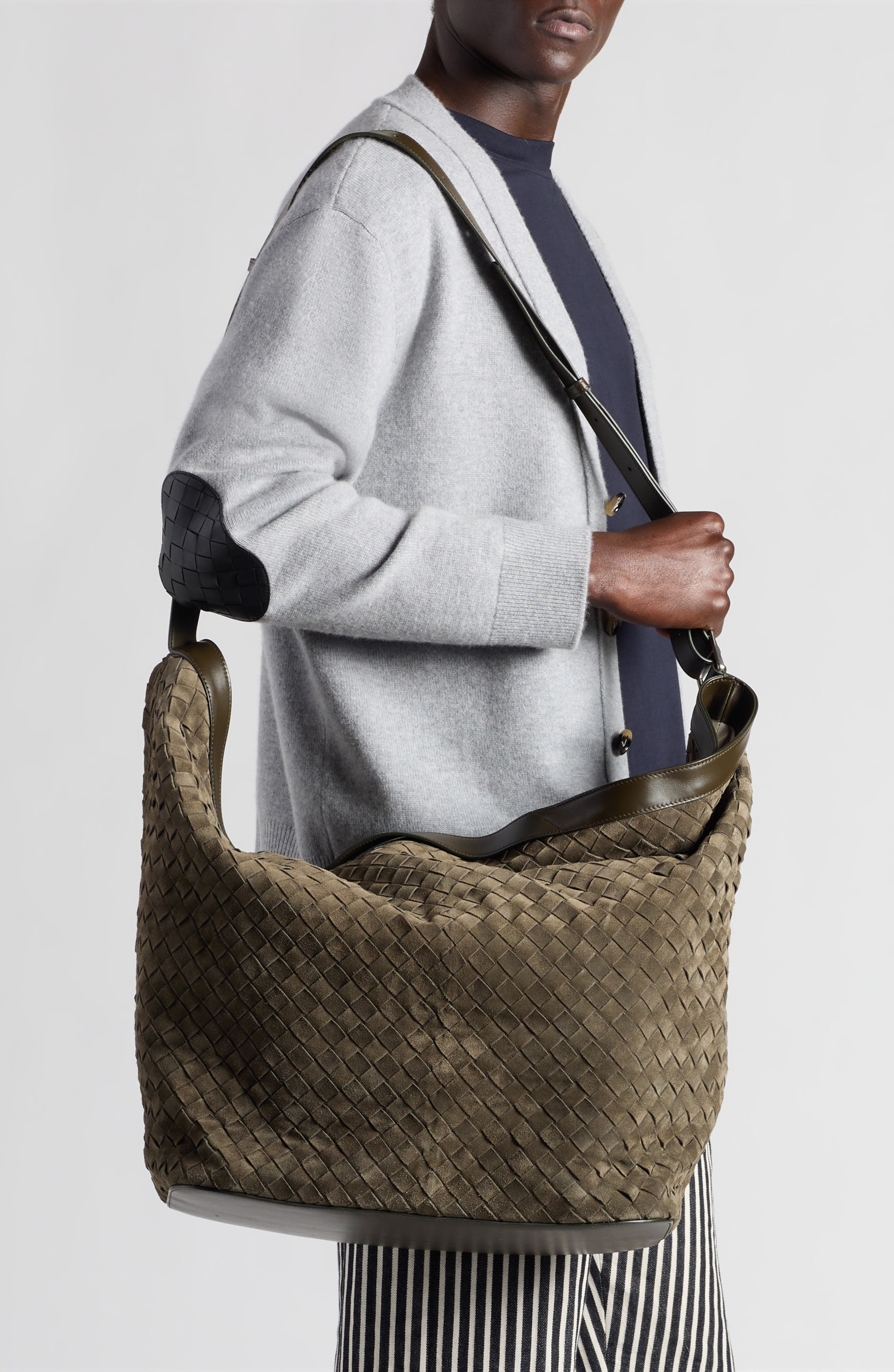 Bottega Veneta Large Intrecciato Suede Passenger Crossbody Bag, Alternate, color, 