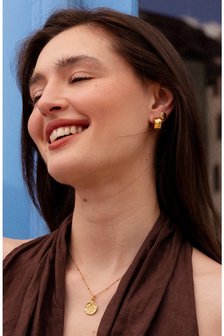 Wide Waterfall Huggie Hoops, Alternate, color, Yellow Gold Vermeil