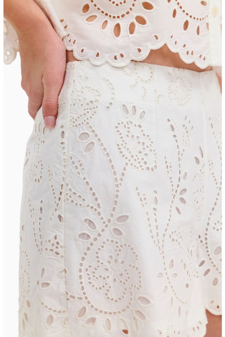 Brielle Poplin Eyelet Short, Alternate, color, Ivory